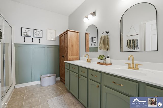 8735 Carver Drive, Indianapolis, IN 46239