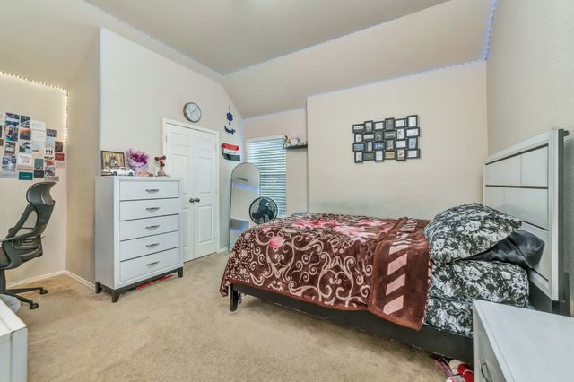 2312 Tawny Owl Road, Grand Prairie, TX 75052