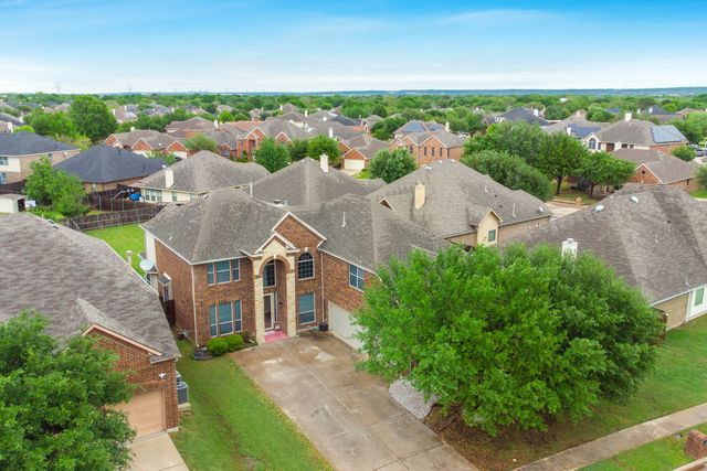 2312 Tawny Owl Road, Grand Prairie, TX 75052