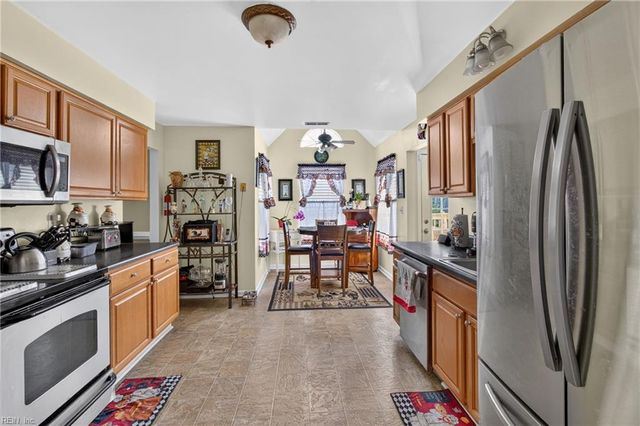 5929 Chain Bridge RD, Virginia Beach, VA 23464