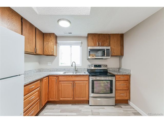 142 S Xavier St, Denver, CO 80219
