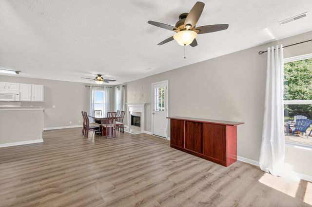 3013 Remington Park Ln, Hermitage, TN 37076