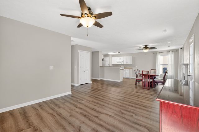 3013 Remington Park Ln, Hermitage, TN 37076