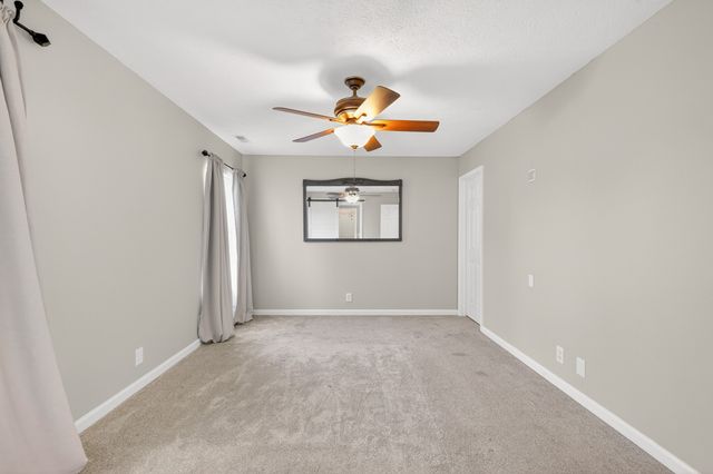 3013 Remington Park Ln, Hermitage, TN 37076