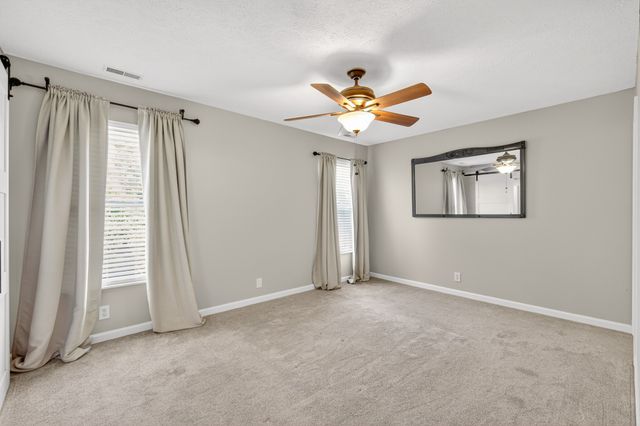 3013 Remington Park Ln, Hermitage, TN 37076