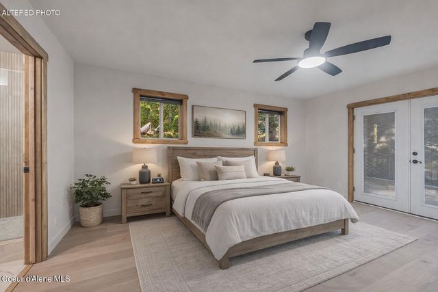 1147 Wooded Acres DR, Sagle, ID 83860