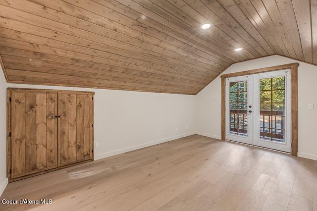 1147 Wooded Acres DR, Sagle, ID 83860