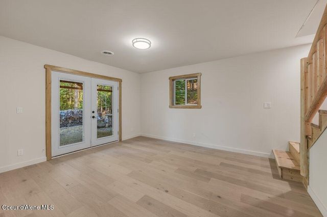 1147 Wooded Acres DR, Sagle, ID 83860