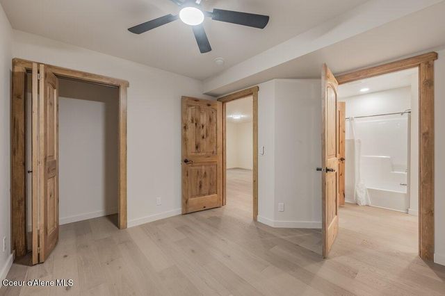 1147 Wooded Acres DR, Sagle, ID 83860