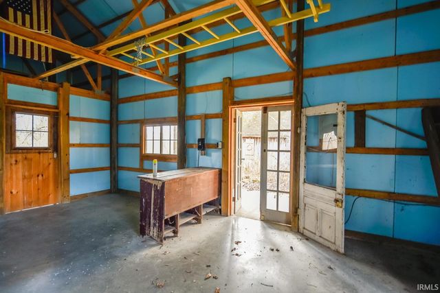 2176 W State Road 45, Solsberry, IN 47459