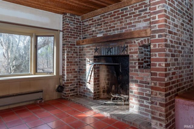 2176 W State Road 45, Solsberry, IN 47459