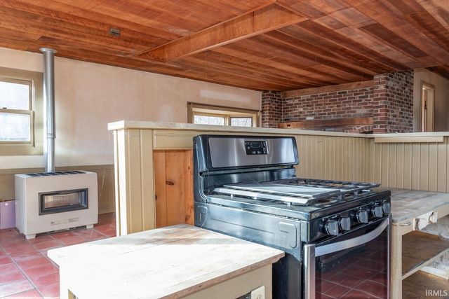 2176 W State Road 45, Solsberry, IN 47459