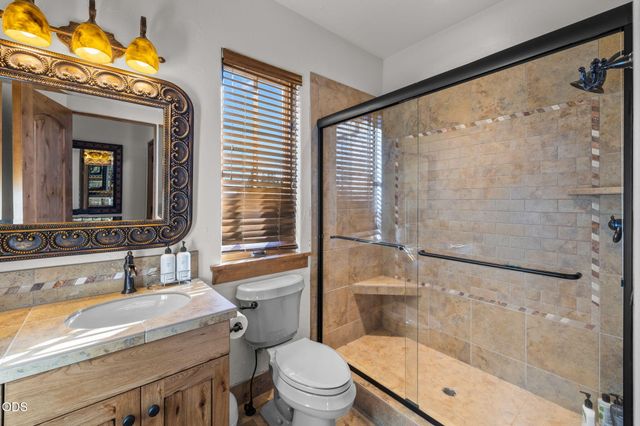 22887 Ghost Tree Lane, Bend, OR 97701