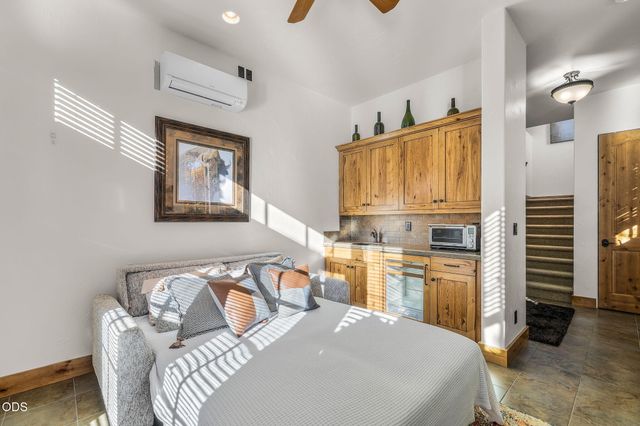 22887 Ghost Tree Lane, Bend, OR 97701