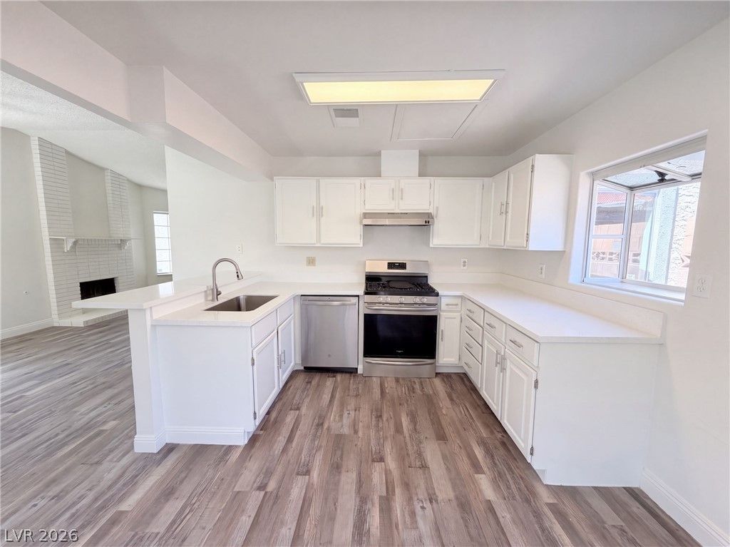 2304 Sabroso Street, Las Vegas, NV 89156 — photo 2
