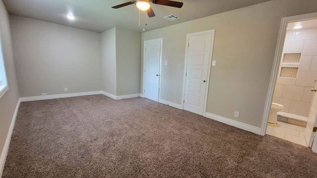 4205 5th Avenue, Fort Worth, TX 76115