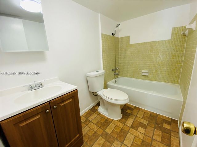 1309 N 24th Avenue, Hollywood, FL 33020
