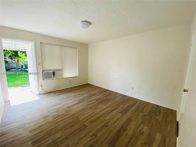 1309 N 24th Avenue, Hollywood, FL 33020
