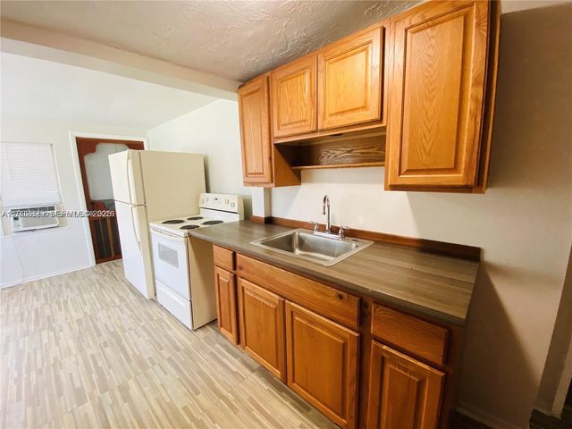 1309 N 24th Avenue, Hollywood, FL 33020