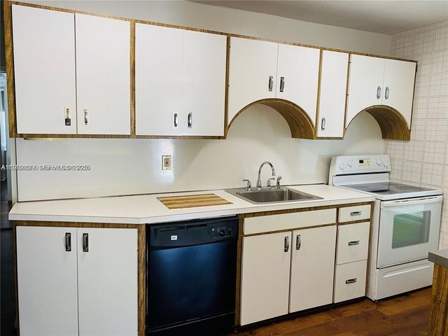 1309 N 24th Avenue, Hollywood, FL 33020