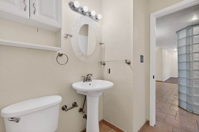 6500 Martin Court NE, Albuquerque, NM 87109