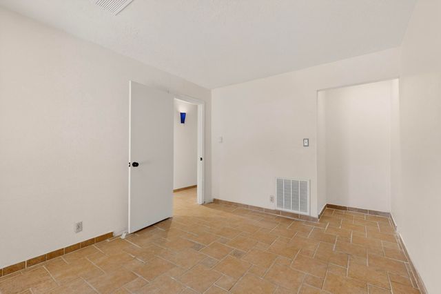 6500 Martin Court NE, Albuquerque, NM 87109