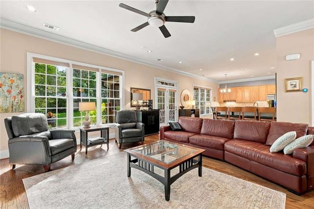 510 Wembley Circle, Sandy Springs, GA 30328