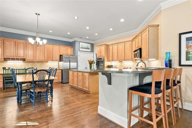 510 Wembley Circle, Sandy Springs, GA 30328