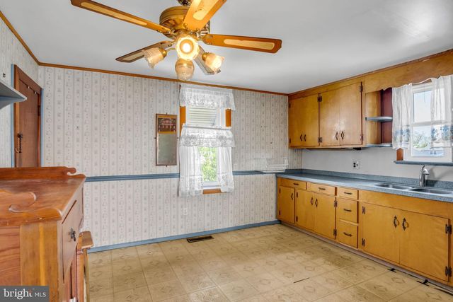 870 BALTIMORE ST, Hanover, PA 17331