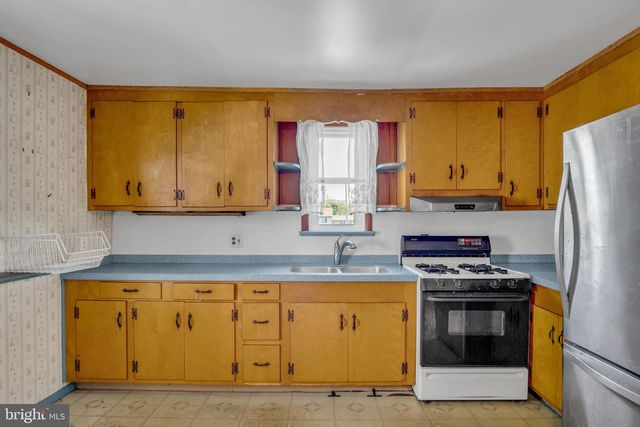 870 BALTIMORE ST, Hanover, PA 17331