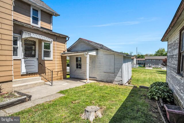 870 BALTIMORE ST, Hanover, PA 17331