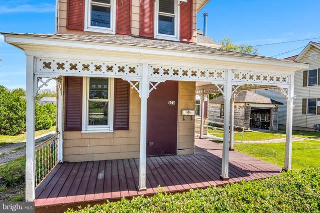 870 BALTIMORE ST, Hanover, PA 17331