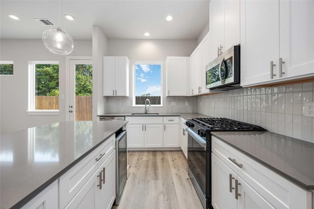 321 Charlock St Street, Houston, TX 77022