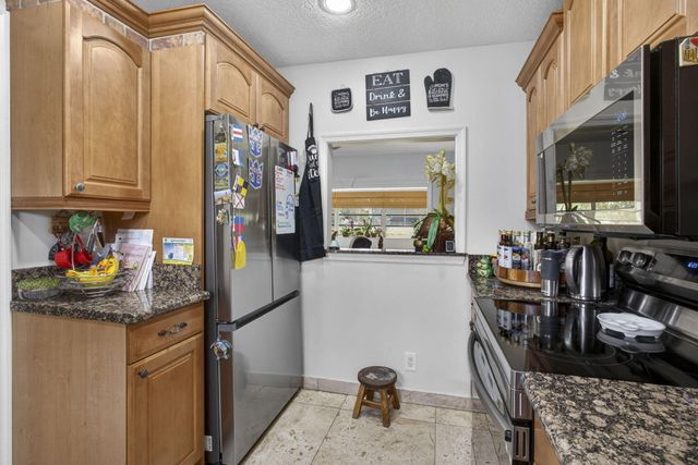 2651 Boundbrook Boulevard, West Palm Beach, FL 33406