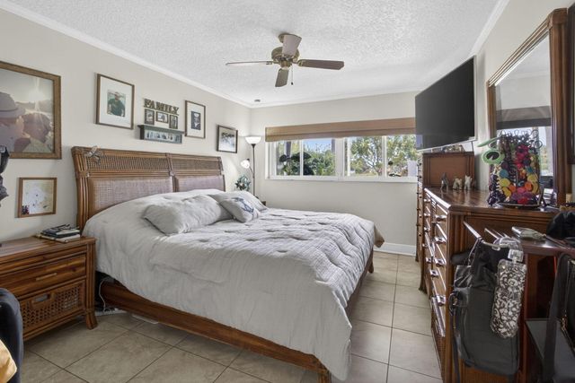 2651 Boundbrook Boulevard, West Palm Beach, FL 33406