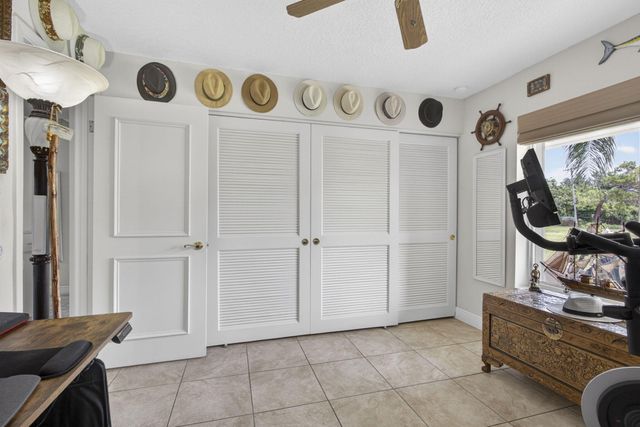2651 Boundbrook Boulevard, West Palm Beach, FL 33406