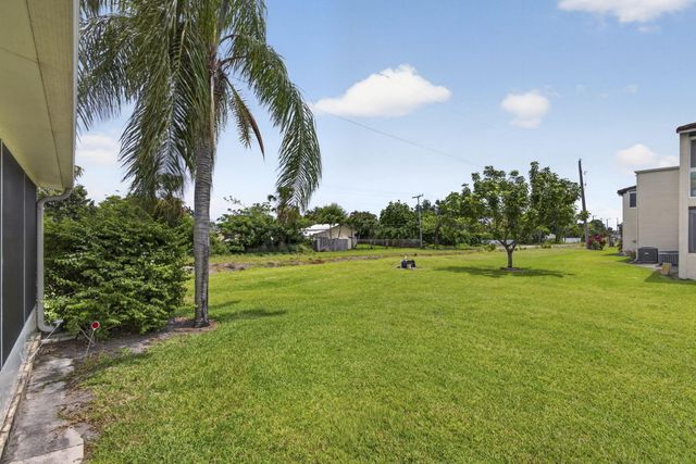 2651 Boundbrook Boulevard, West Palm Beach, FL 33406