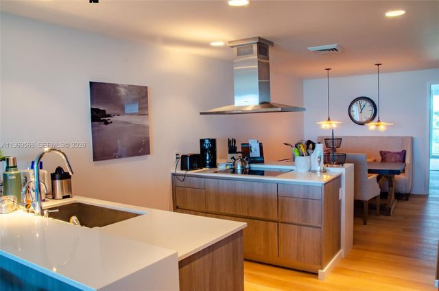 350 Ocean Drive 406N, Key Biscayne, FL 33149