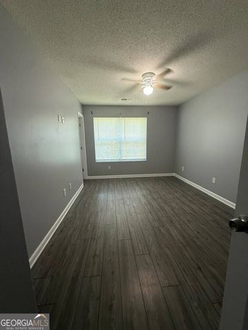 1759 Glen View Way, Hampton, GA 30228