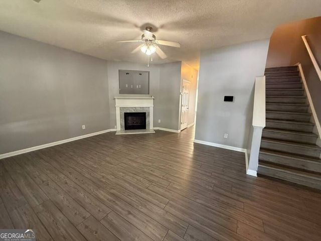 1759 Glen View Way, Hampton, GA 30228