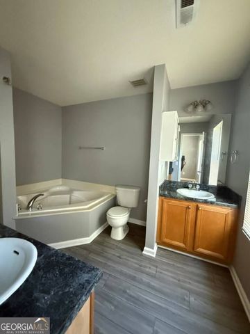 1759 Glen View Way, Hampton, GA 30228