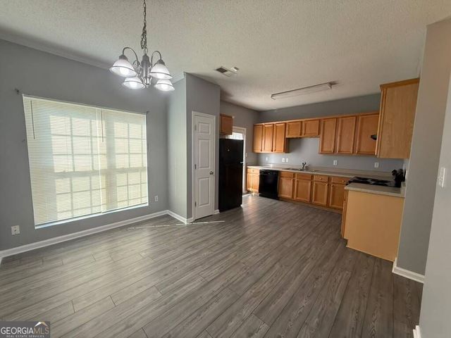 1759 Glen View Way, Hampton, GA 30228