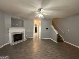 1759 Glen View Way, Hampton, GA 30228