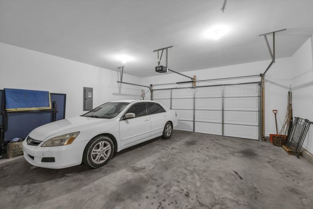 56 Winchester Drive, Rossville, GA 30741