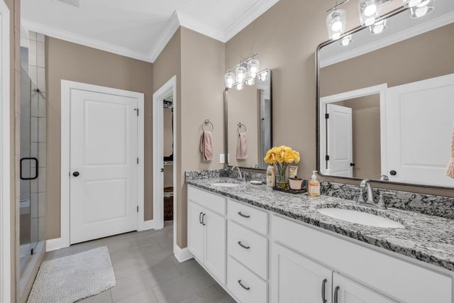 56 Winchester Drive, Rossville, GA 30741