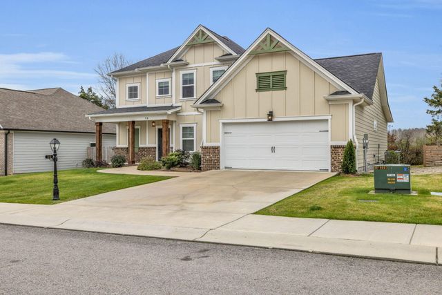 56 Winchester Drive, Rossville, GA 30741