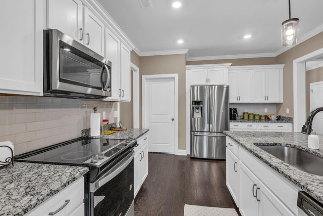 56 Winchester Drive, Rossville, GA 30741