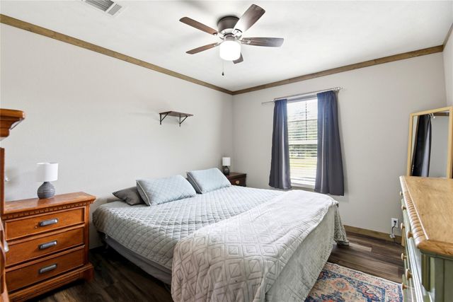 7601 Avenue P, Santa Fe, TX 77510