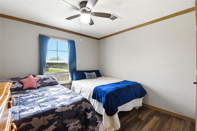 7601 Avenue P, Santa Fe, TX 77510