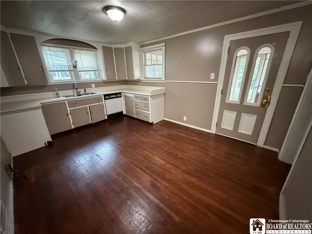 88 West 4th Street, Dunkirk, NY 14048